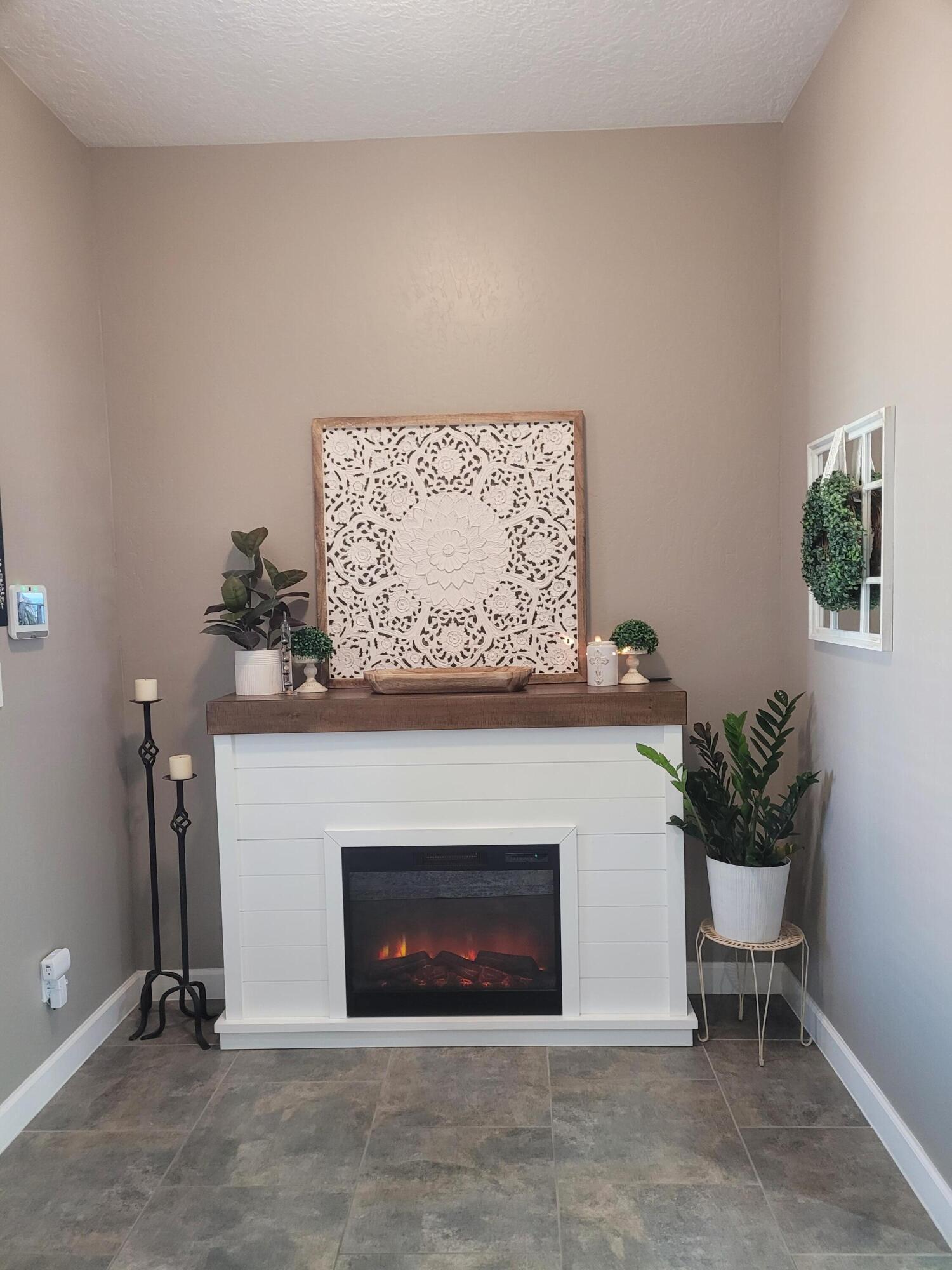 1690 CAMINO CANTERA SW 