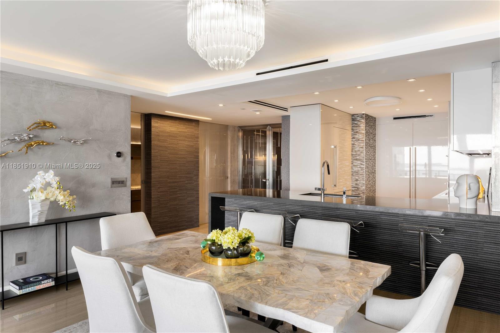 1331 Brickell Bay Dr #909, Miami FL 33131