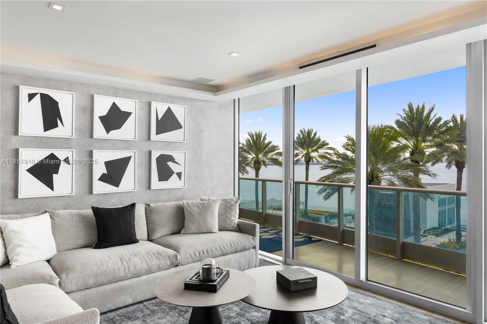1331 Brickell Bay Dr #909, Miami FL 33131