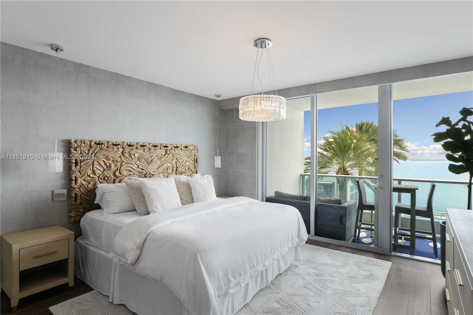 1331 Brickell Bay Dr #909, Miami FL 33131