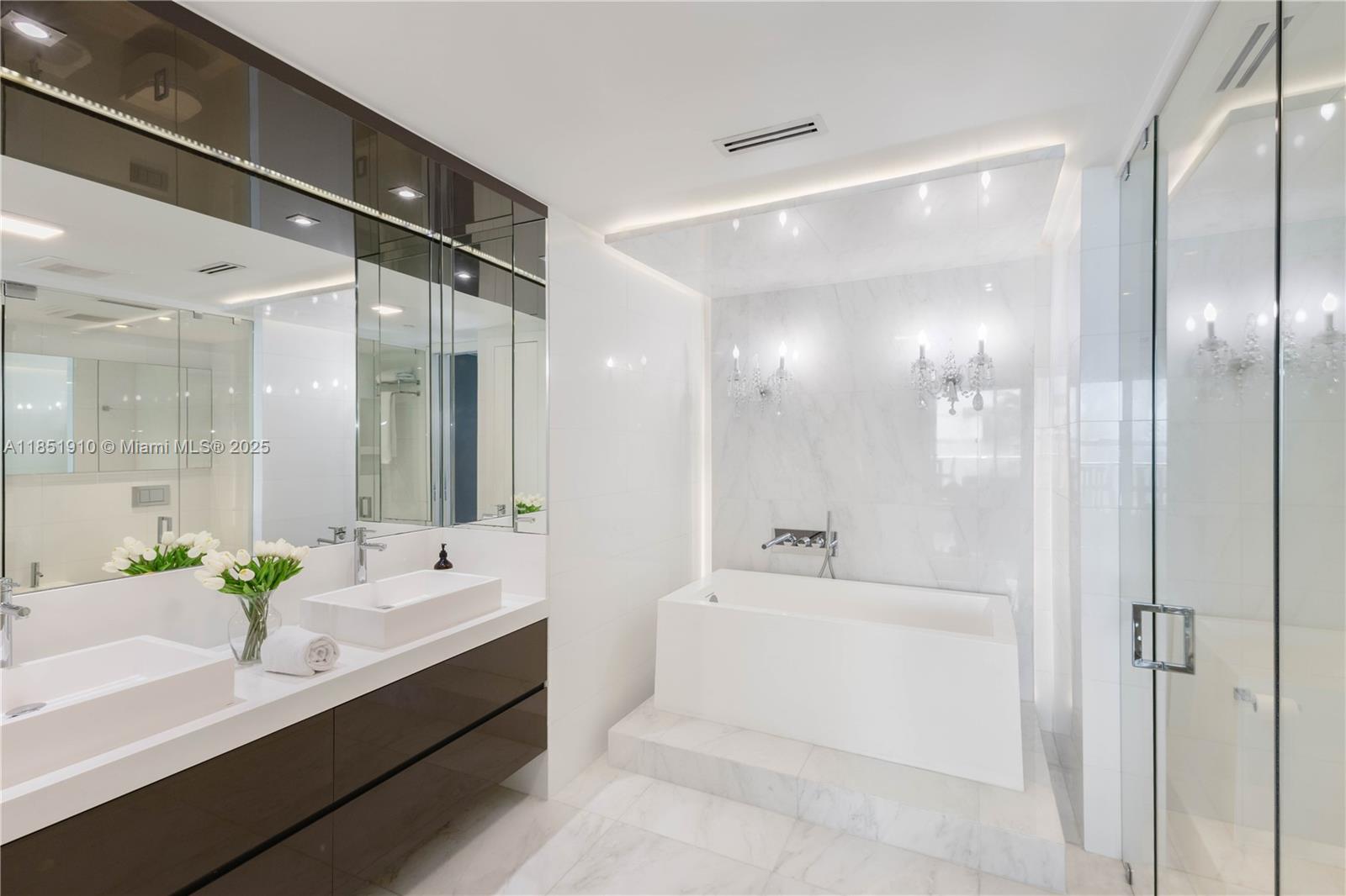 1331 Brickell Bay Dr #909, Miami FL 33131