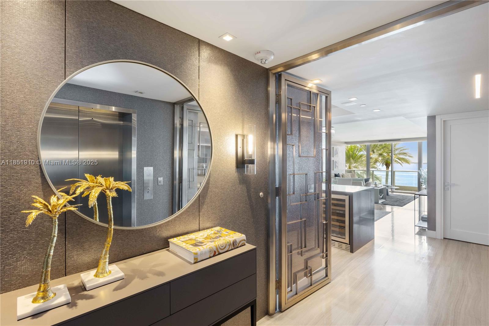 1331 Brickell Bay Dr #909, Miami FL 33131