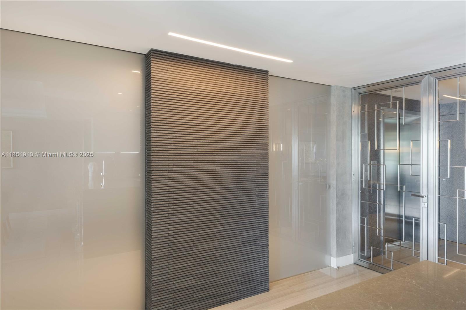 1331 Brickell Bay Dr #909, Miami FL 33131