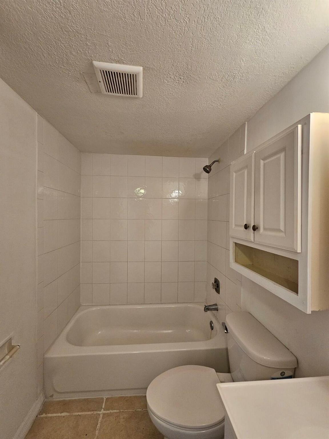 Presidential Golfview Con