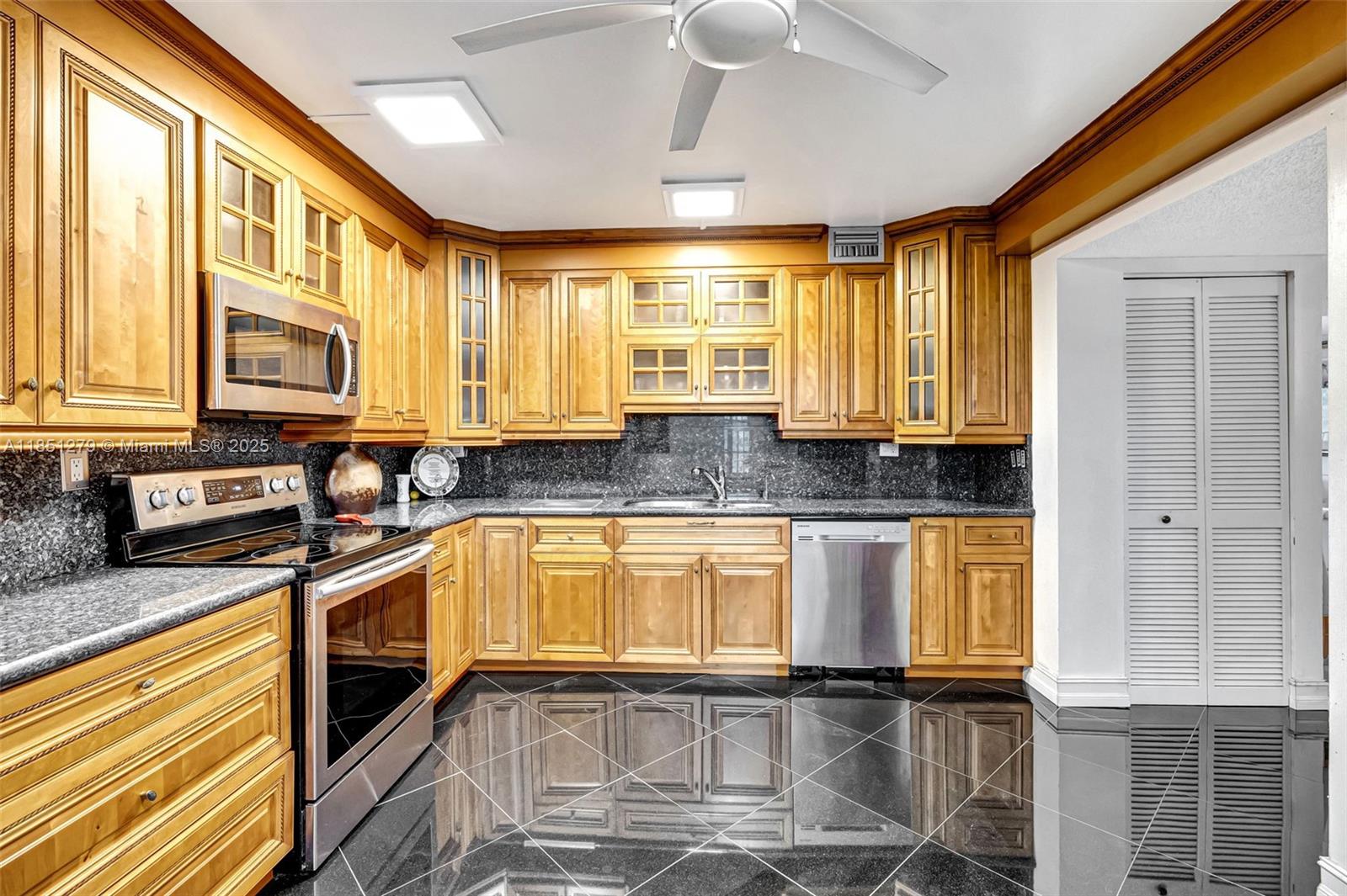 Property photo # 7