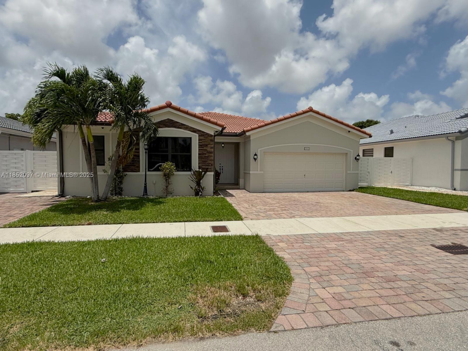 Property photo # 0