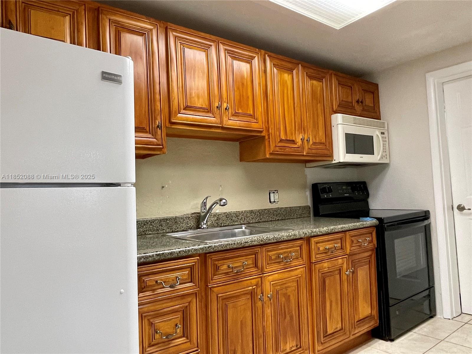 Property photo # 7