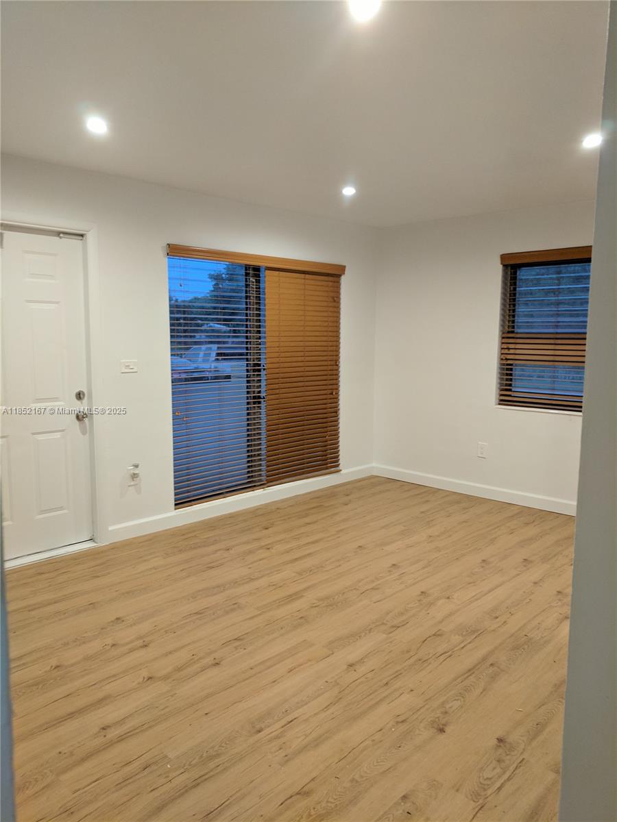 Property photo # 6