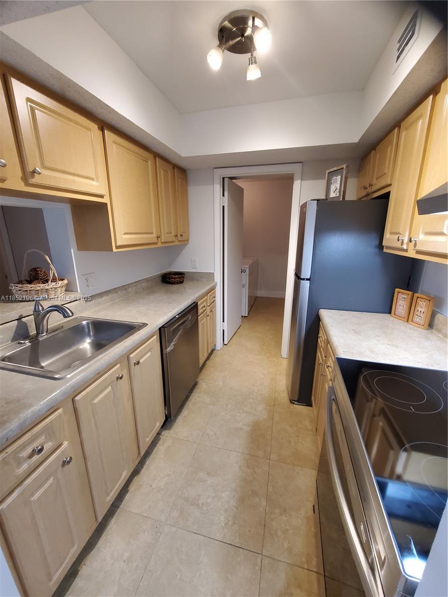 Property photo # 8