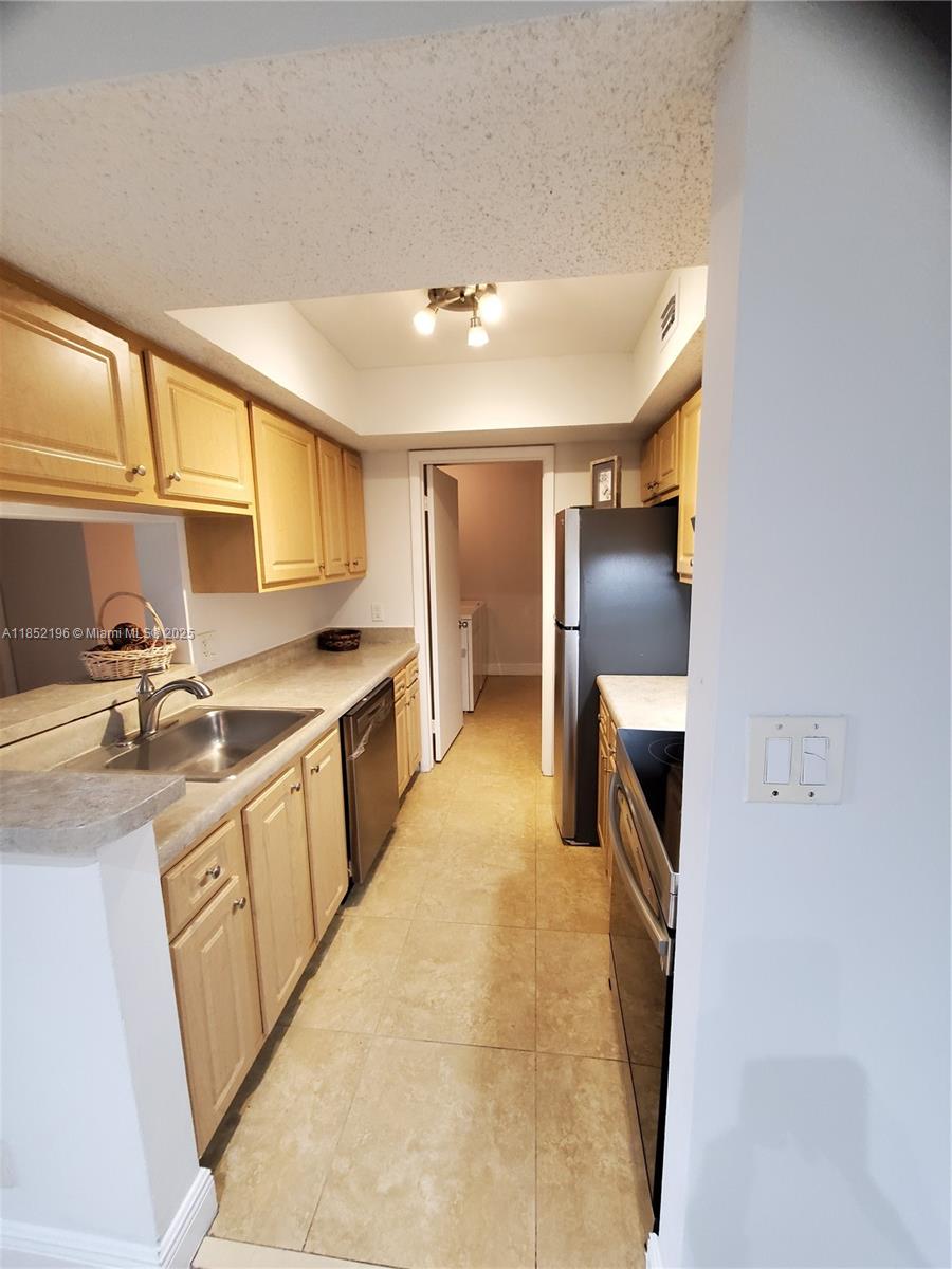 Property photo # 9