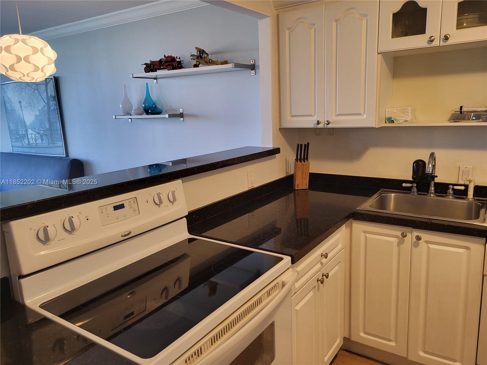 Property photo # 7