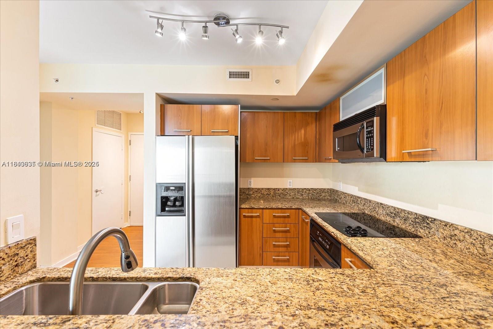 Property photo # 0