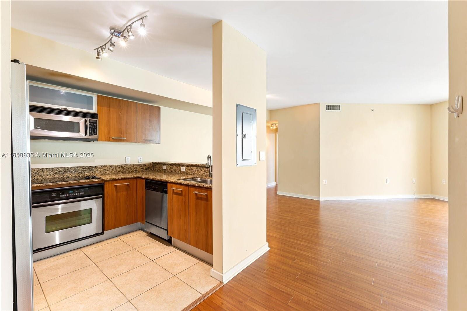 Property photo # 2