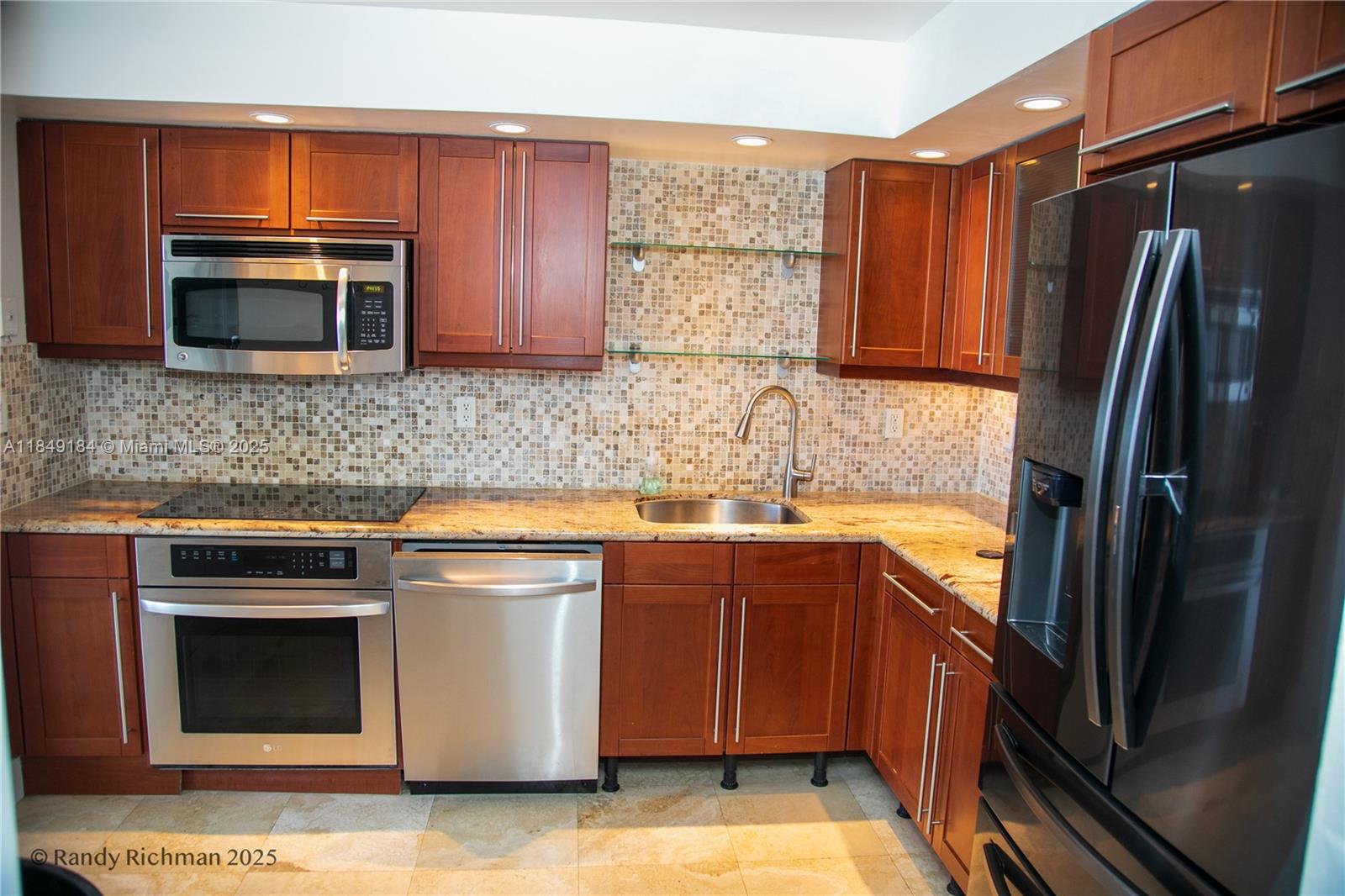 Property photo # 9