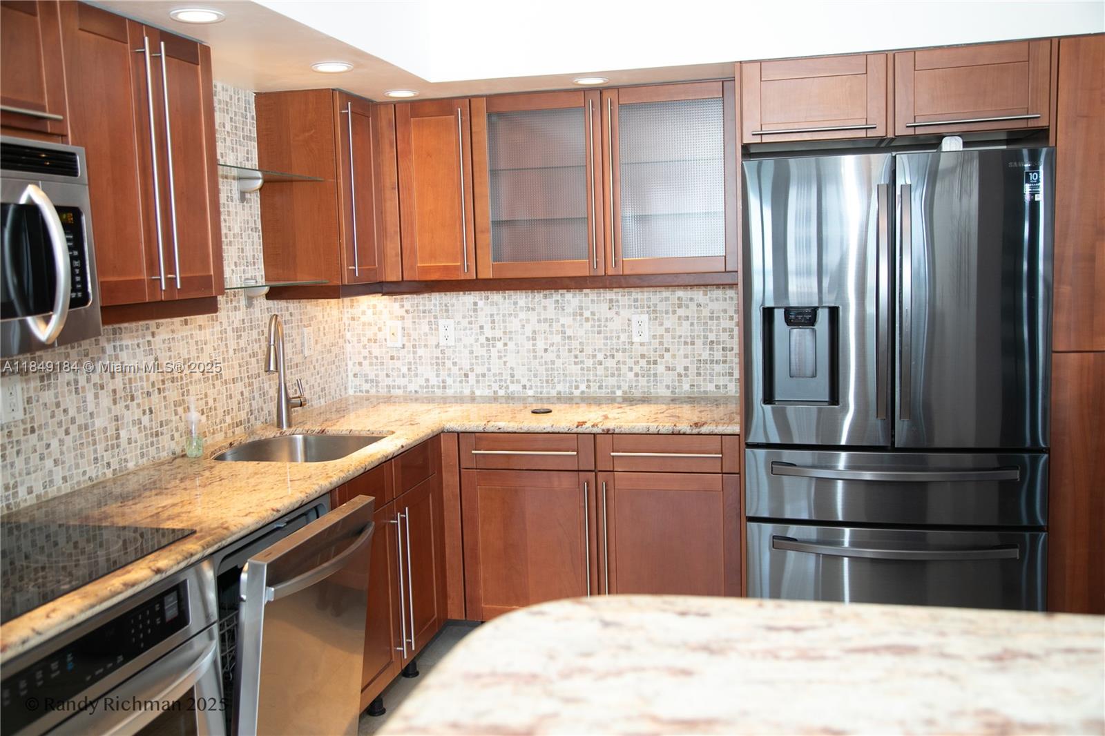 Property photo # 6