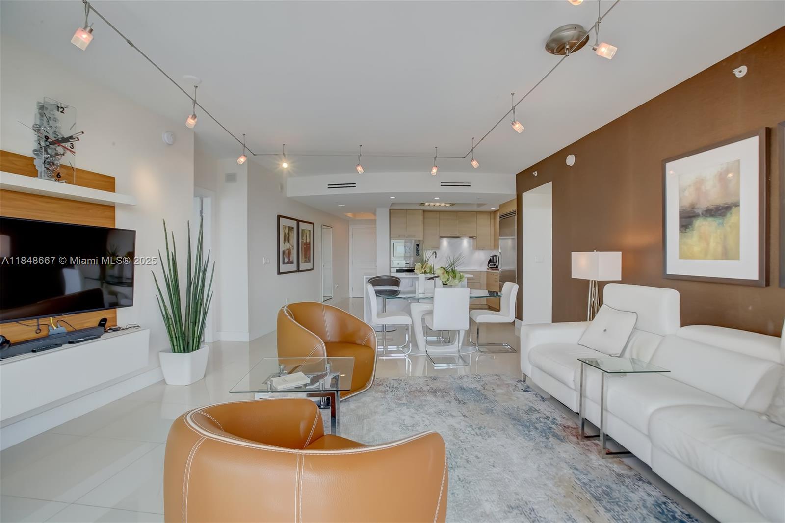 Property photo # 6