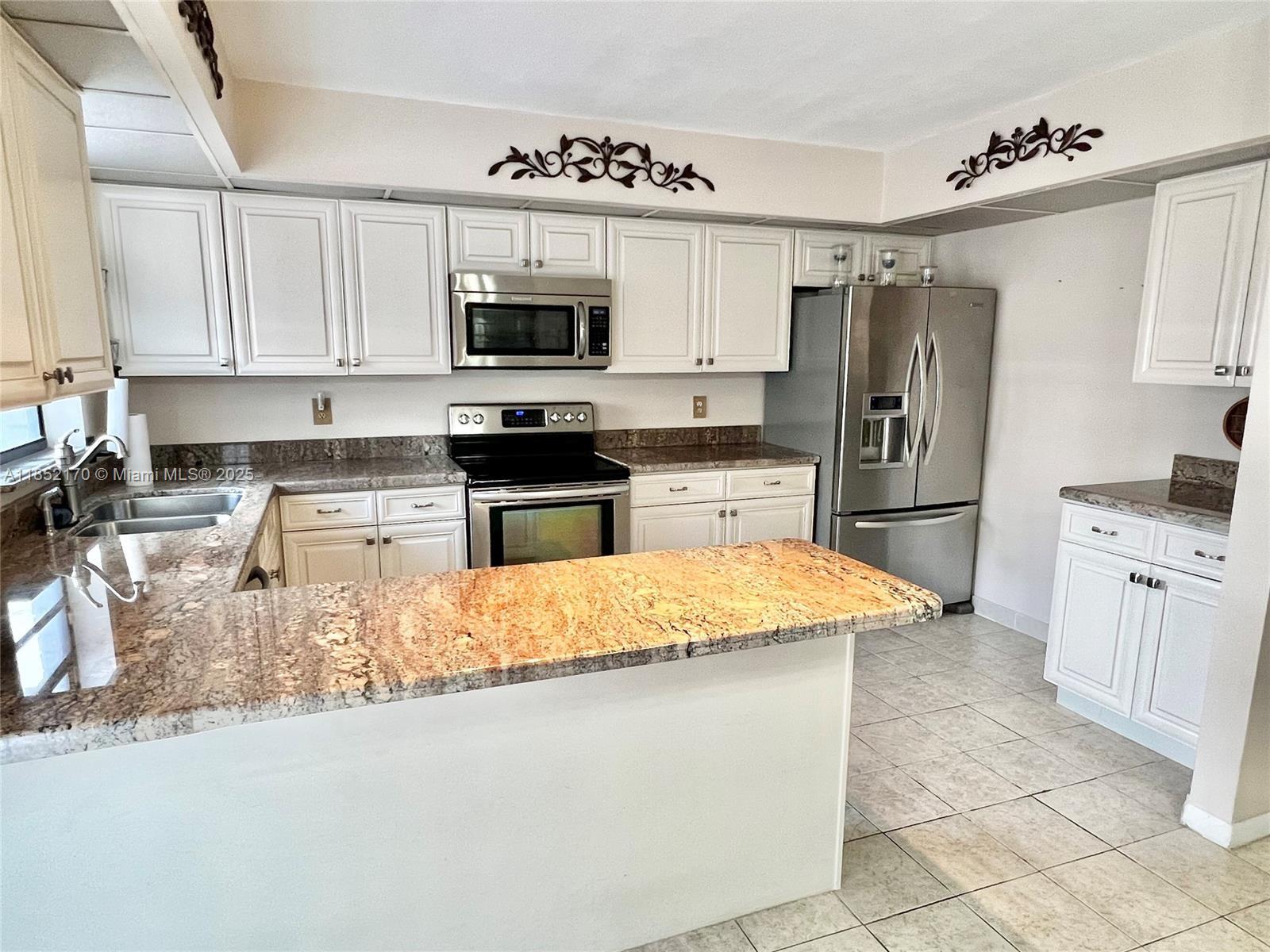 Property photo # 8