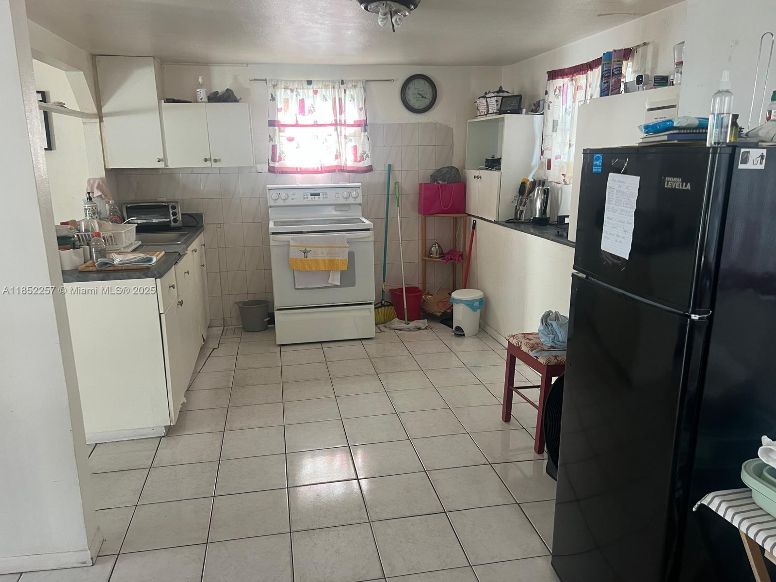 Property photo # 9