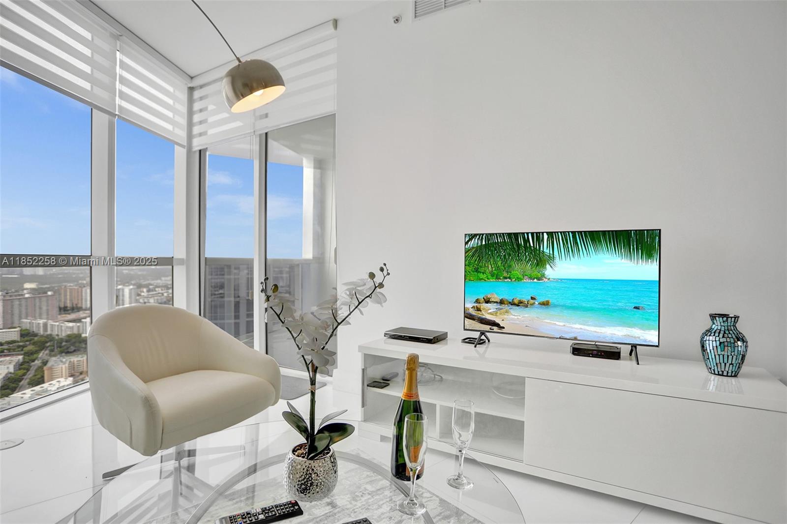 Property photo # 4