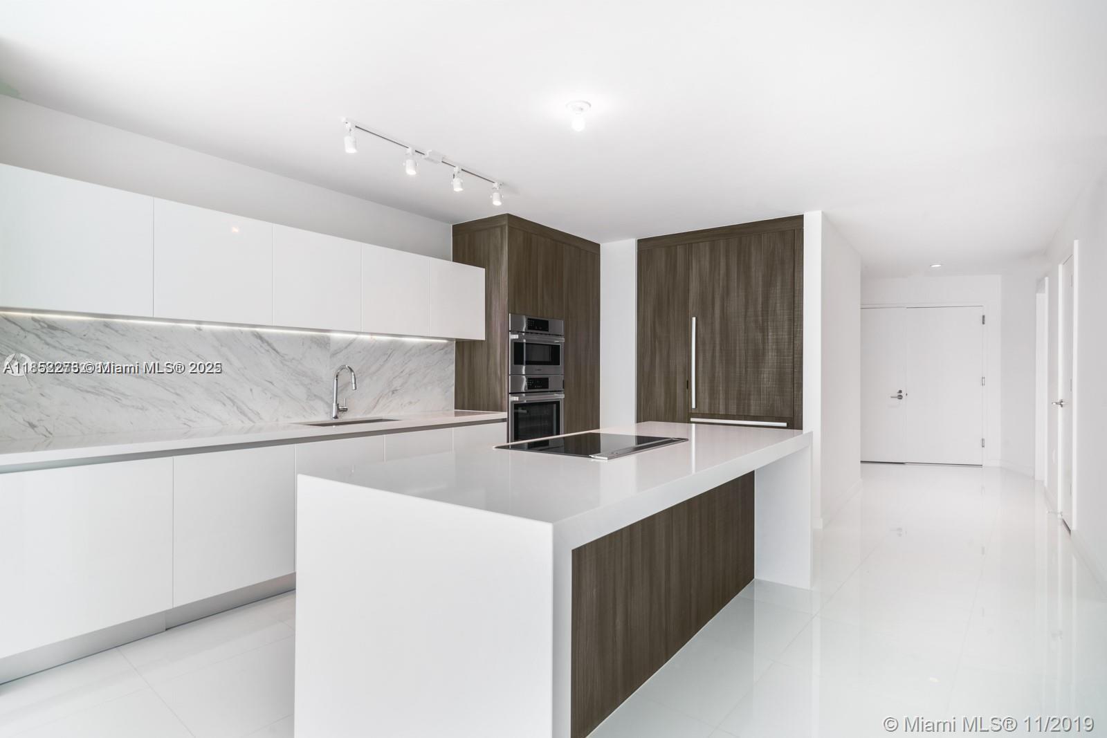 851 NE 1st Ave #1612, Miami FL 33132