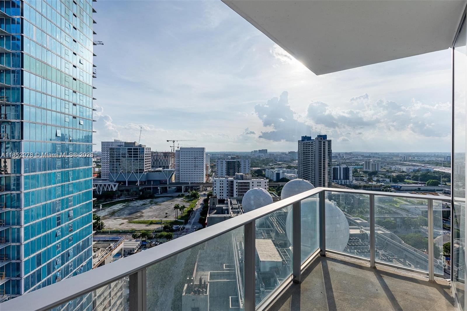 851 NE 1st Ave #1612, Miami FL 33132