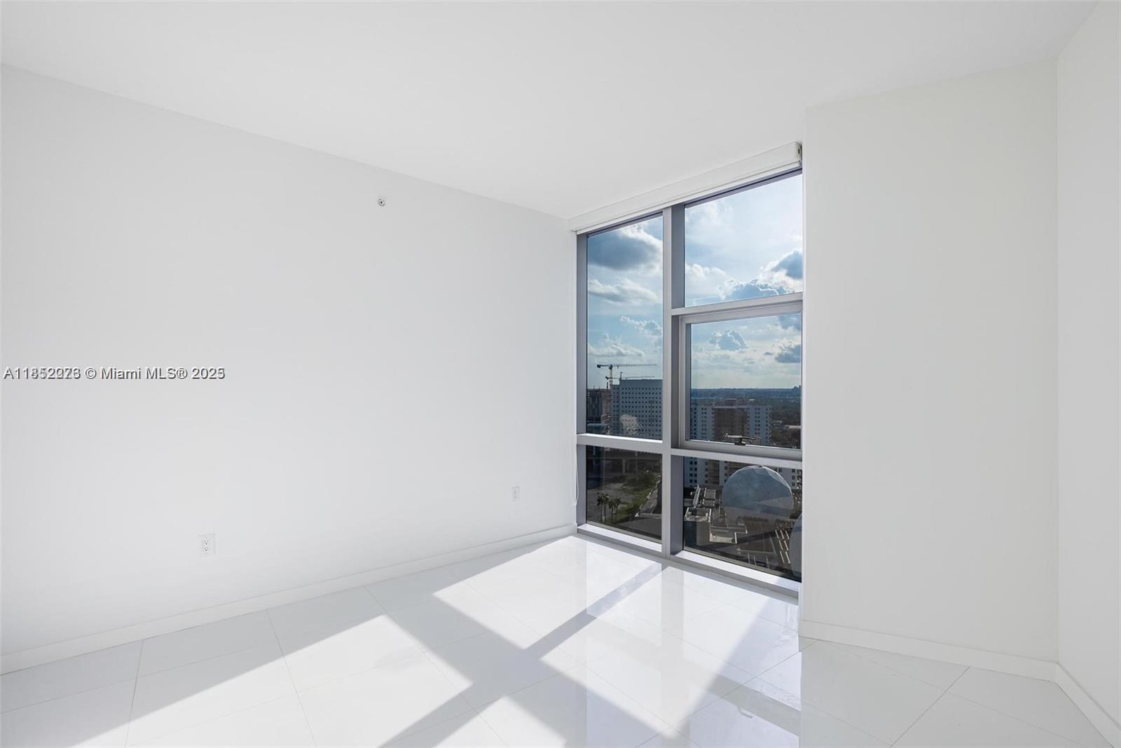 851 NE 1st Ave #1612, Miami FL 33132