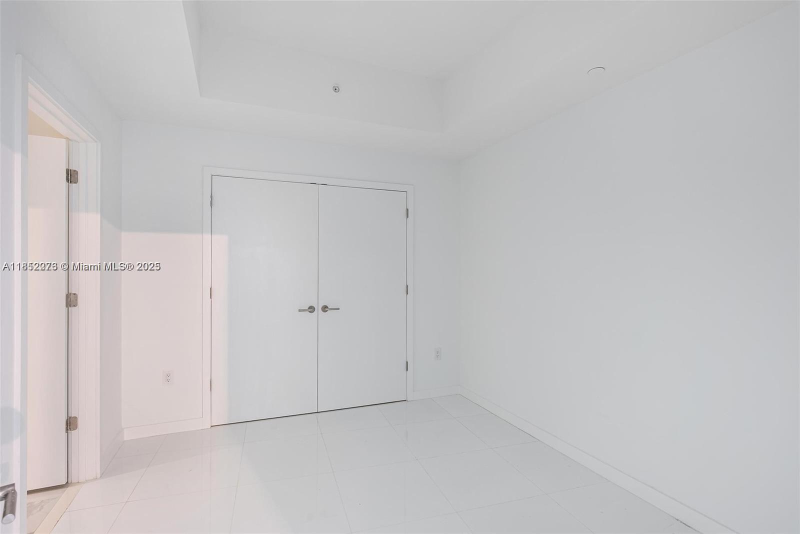 851 NE 1st Ave #1612, Miami FL 33132