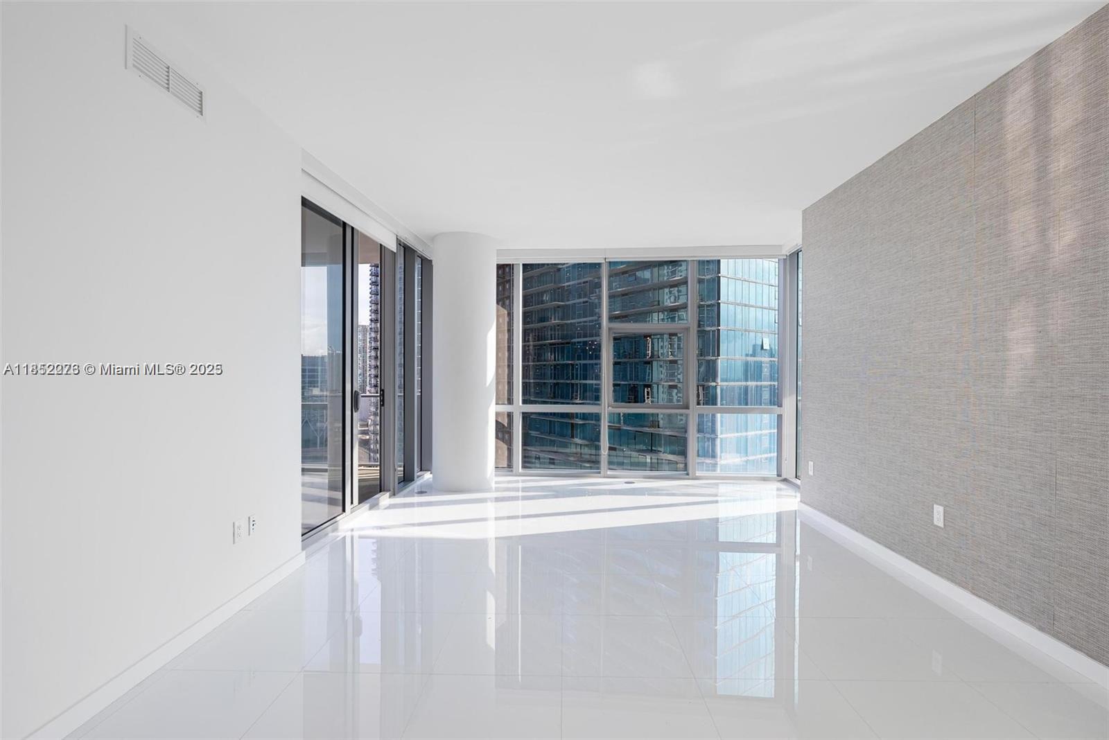 851 NE 1st Ave #1612, Miami FL 33132