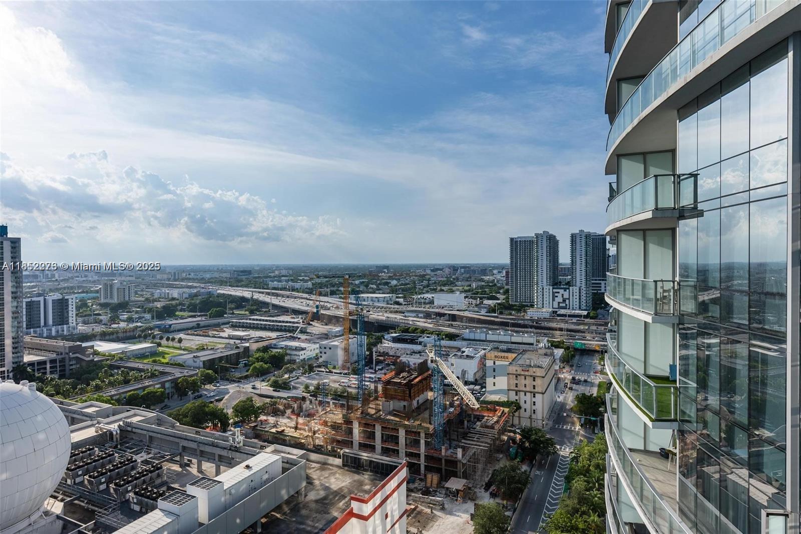 851 NE 1st Ave #1612, Miami FL 33132