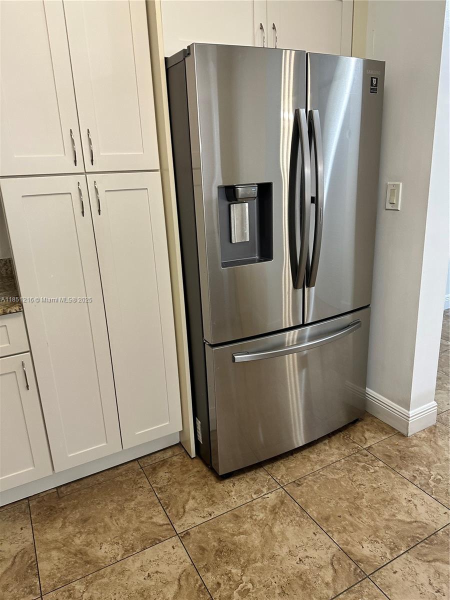 Property photo # 4
