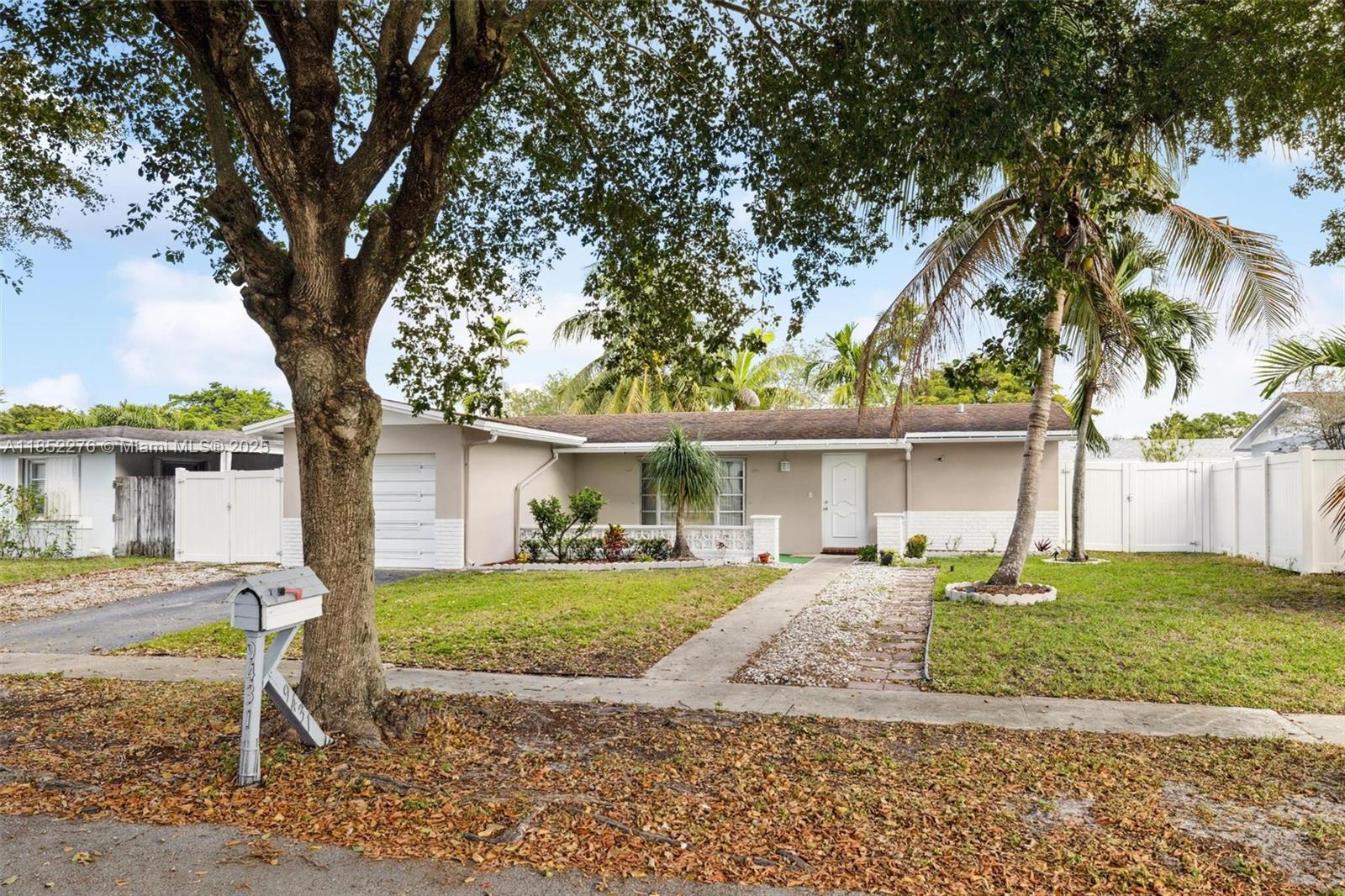 Property photo # 0
