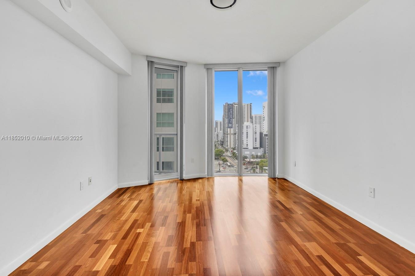 Property photo # 4