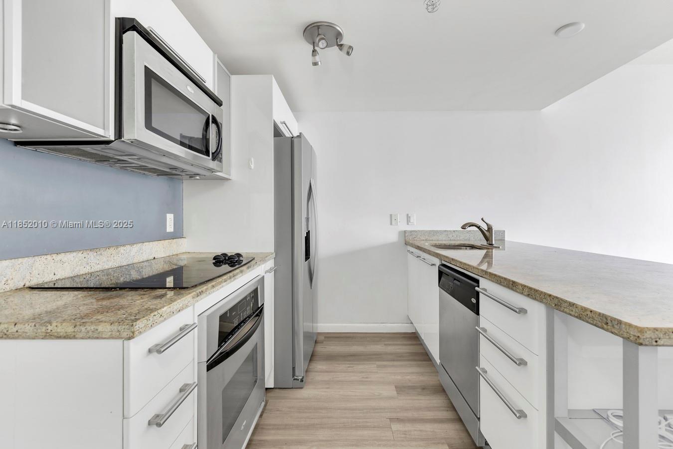 Property photo # 9
