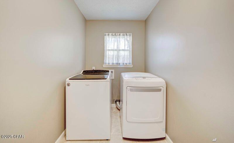 Image 9 For 7088 Hugh Drive