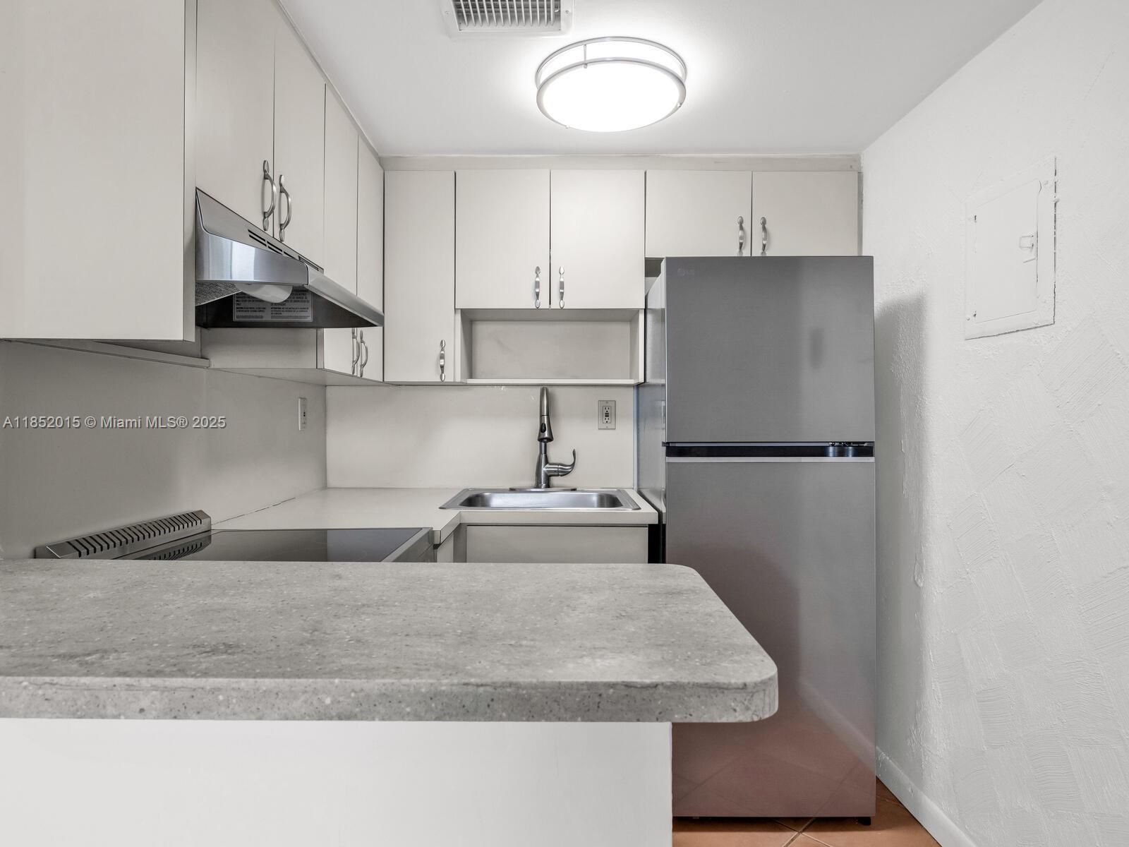 Property photo # 2