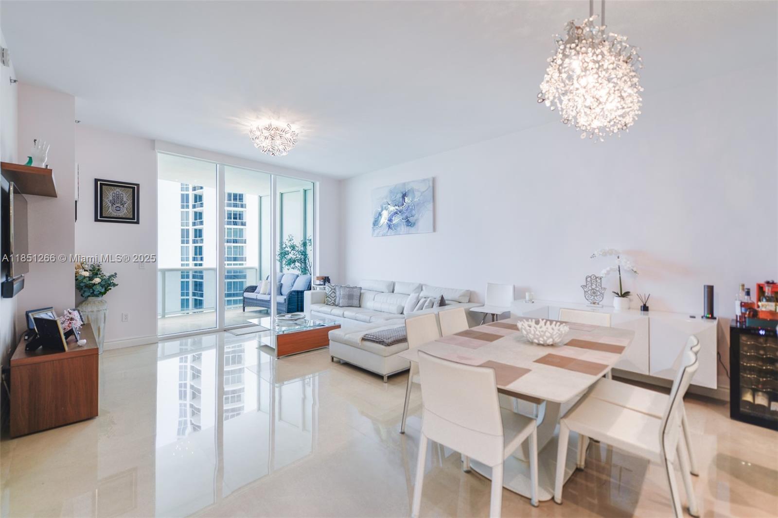 Condo for Sale in Sunny Isles Beach, FL