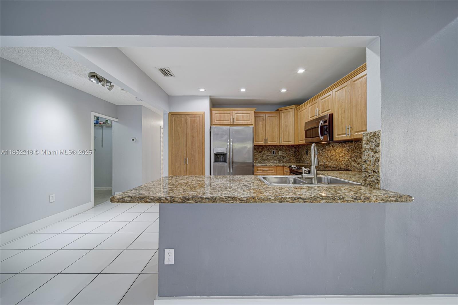 621 SW 99th Pl