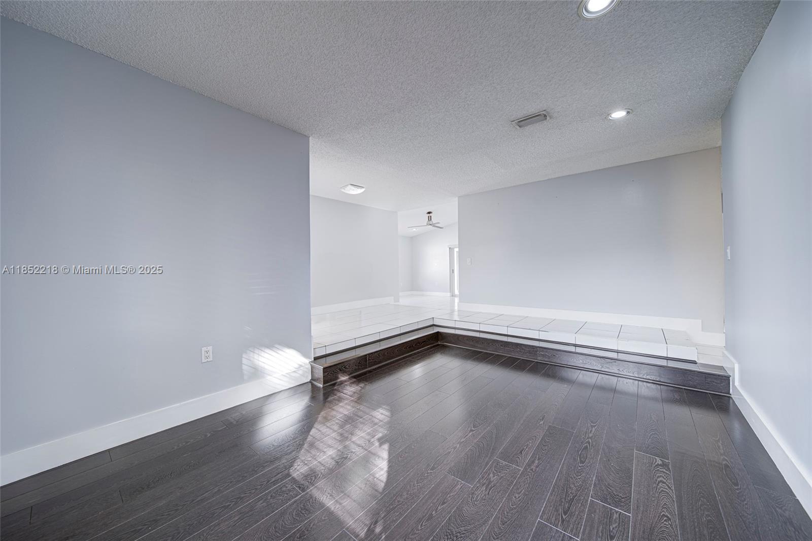 621 SW 99th Pl