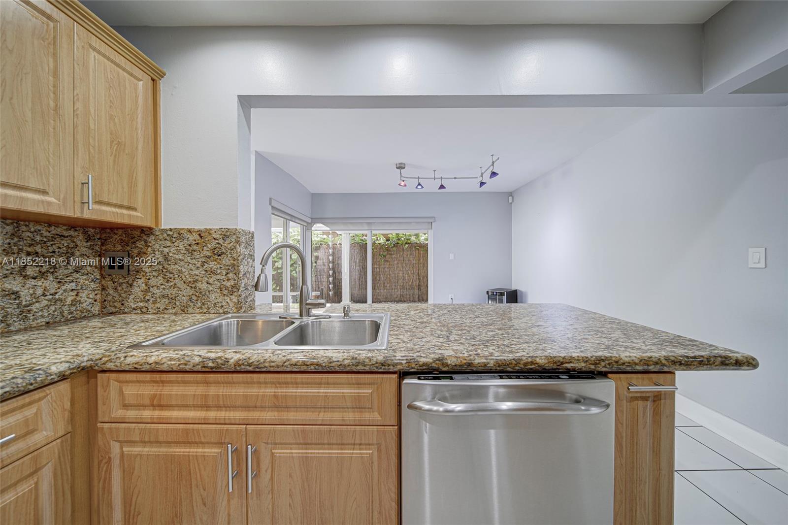 621 SW 99th Pl