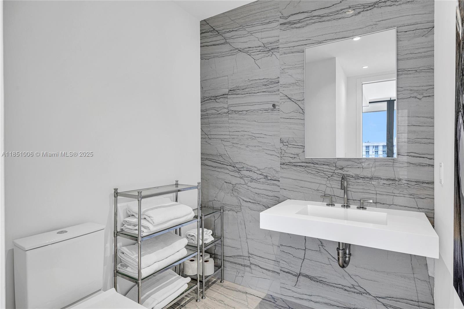 8701 Collins Ave #1003, Miami Beach FL 33154