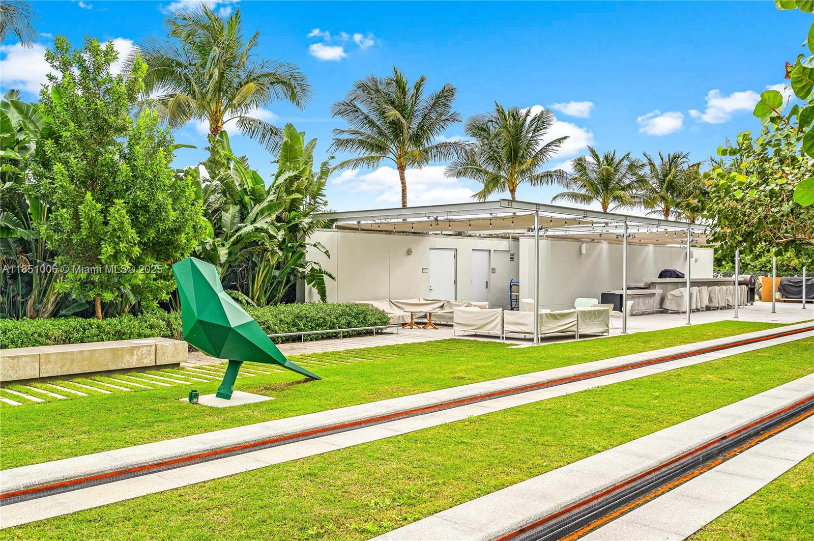 8701 Collins Ave #1003, Miami Beach FL 33154