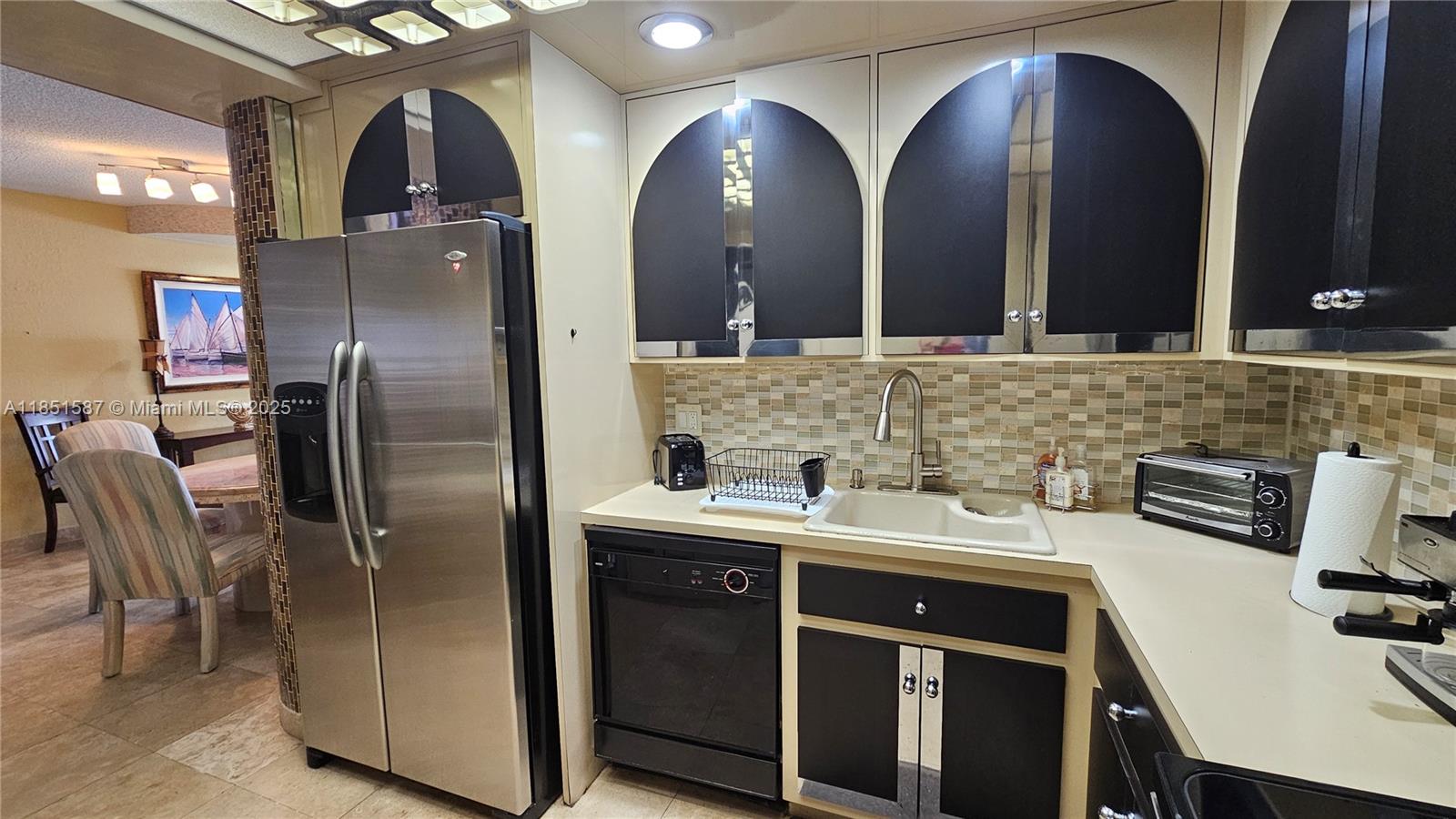 Property photo # 2