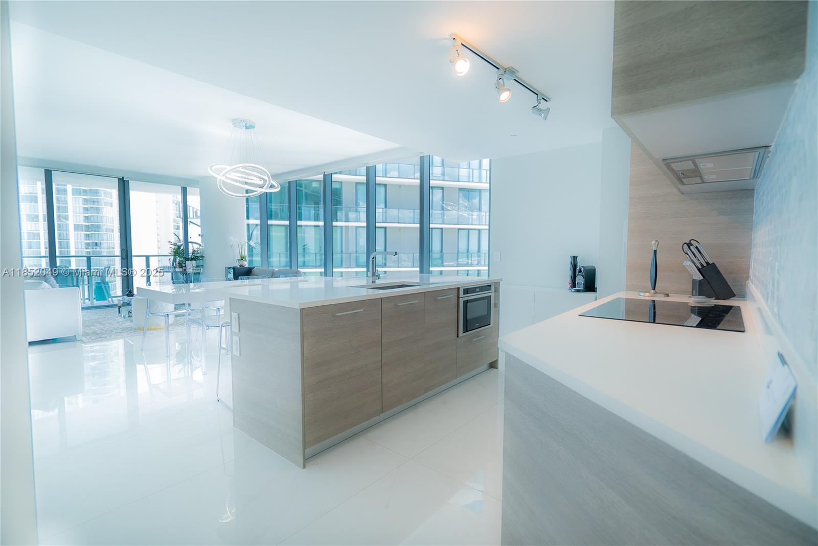 Property photo # 8