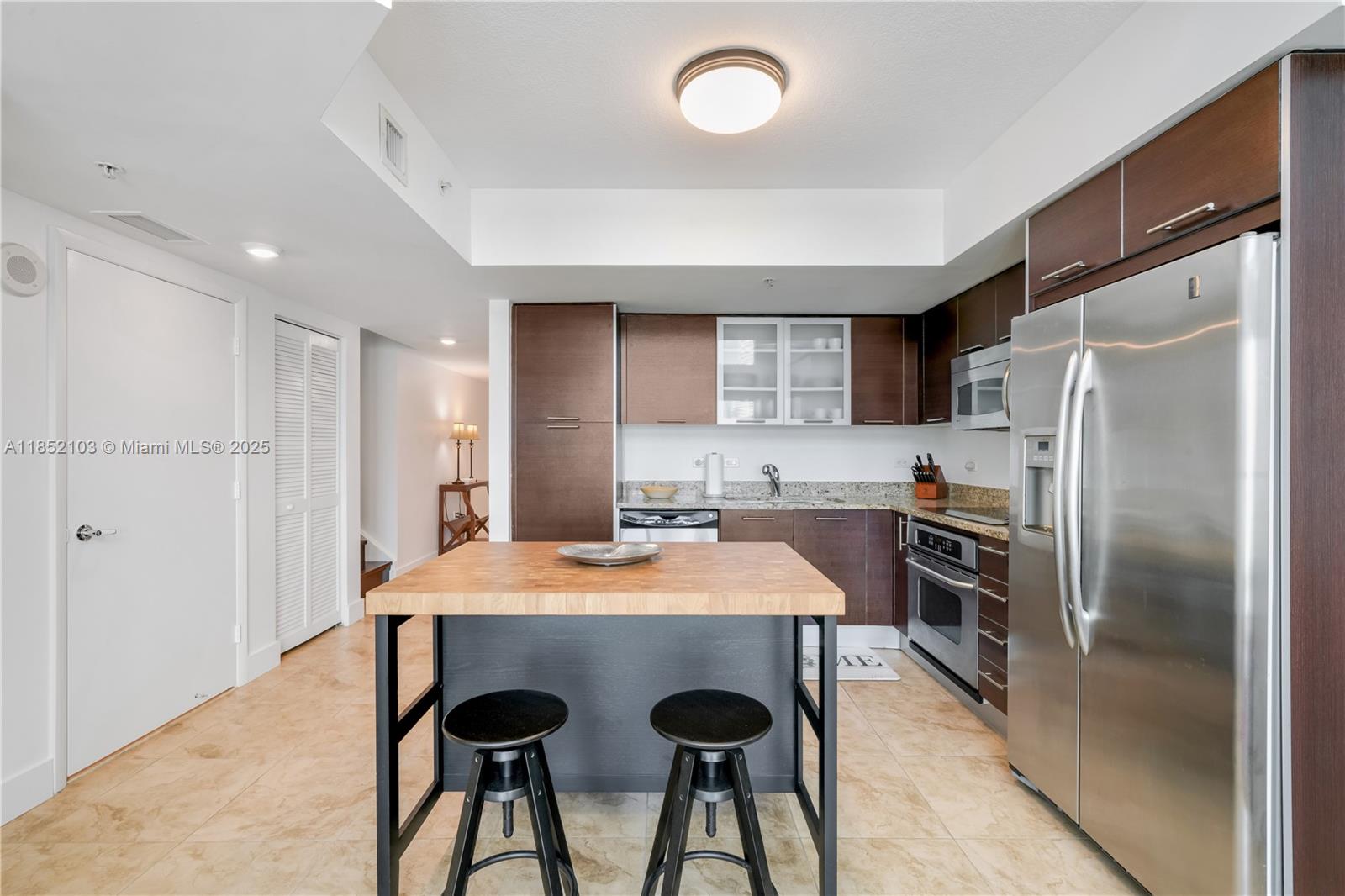 Property photo # 9