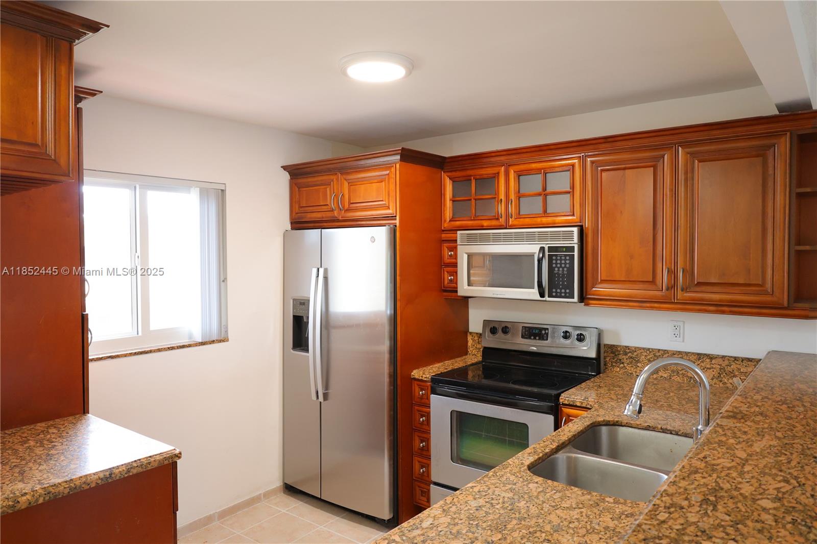 Property photo # 9