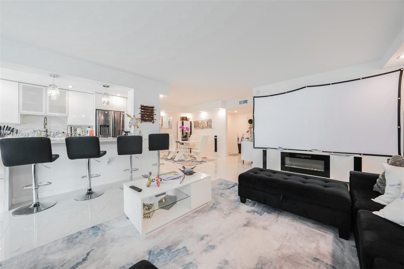 Property photo # 9