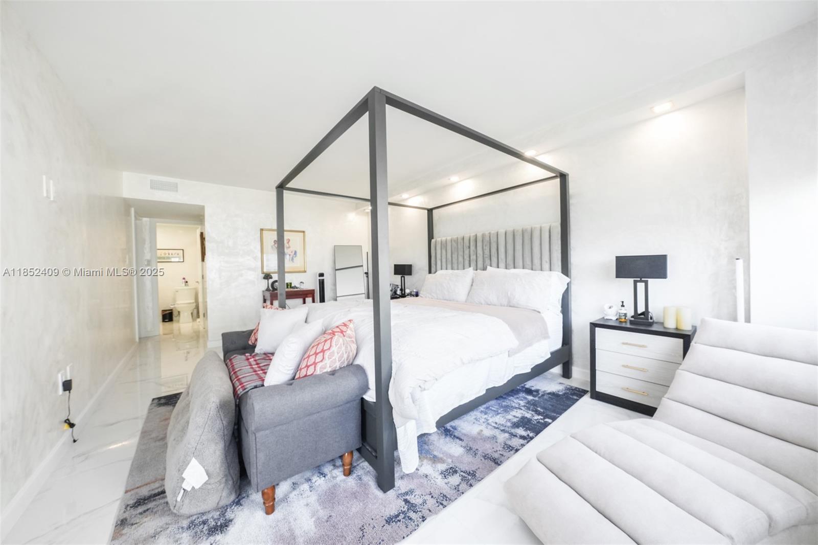 Property photo # 2
