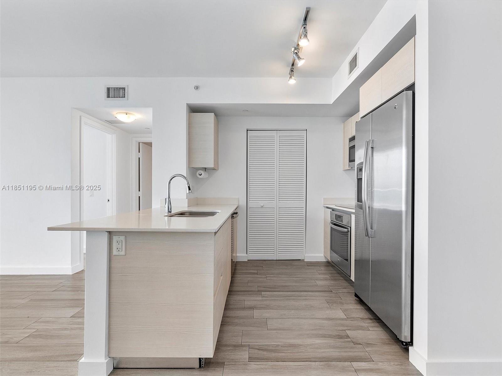 4250 Biscayne Blvd #1416, Miami FL 33137