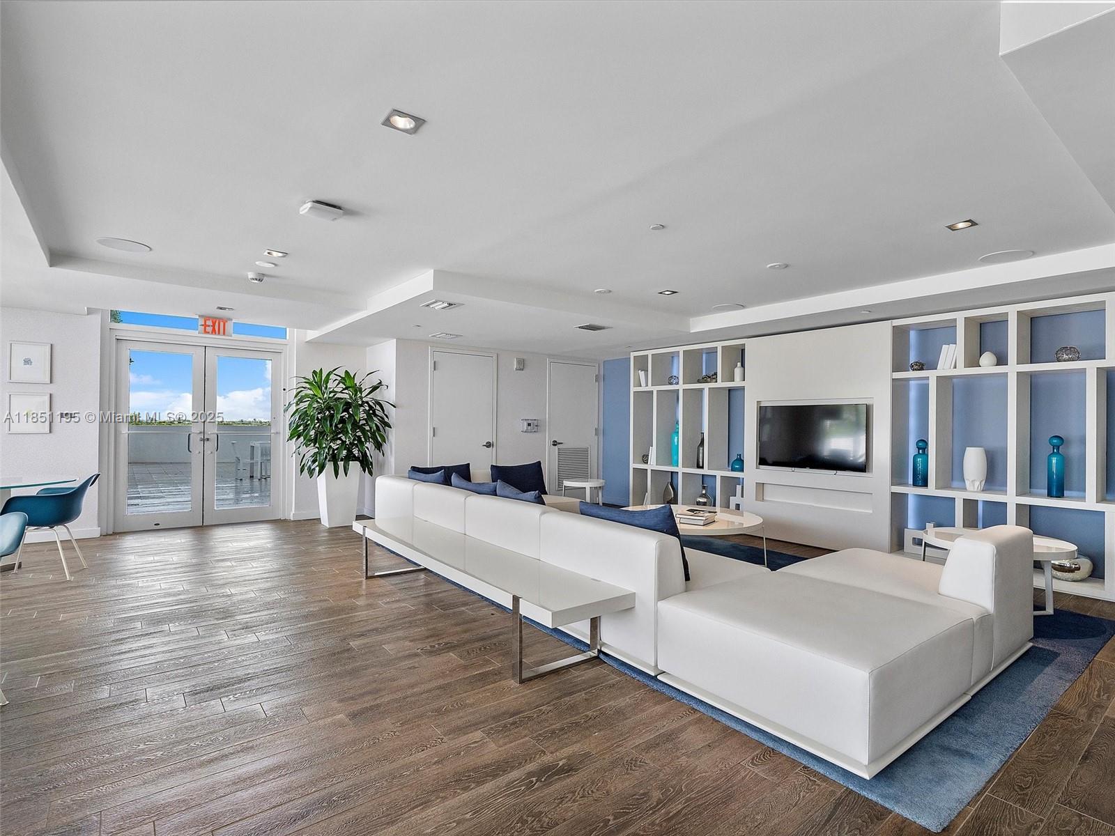 4250 Biscayne Blvd #1416, Miami FL 33137