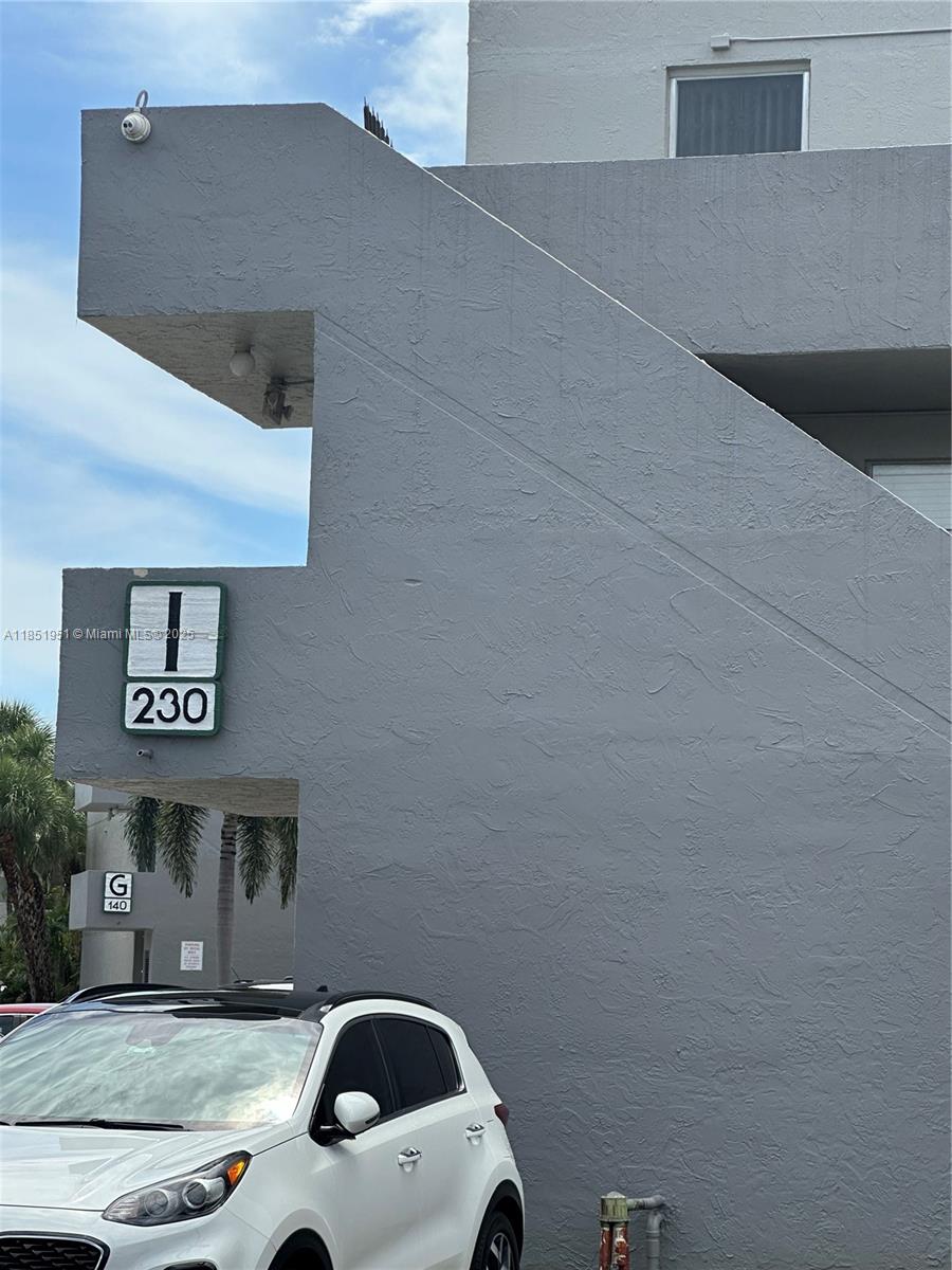 Property photo # 0